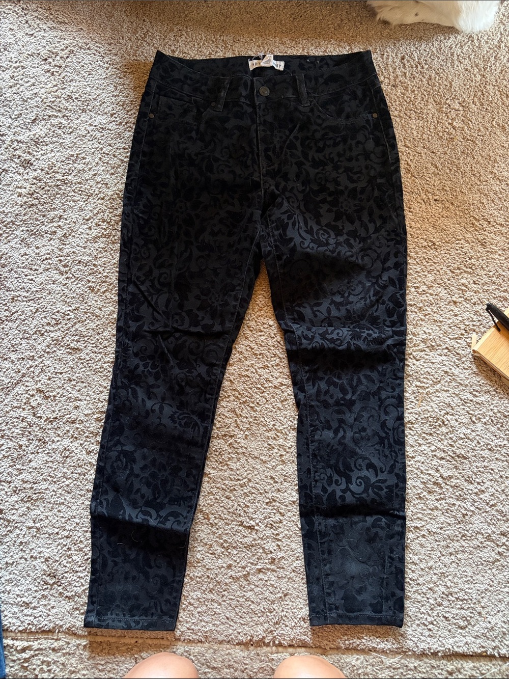Artisan NY high rise Velour Demask Skinny Pants